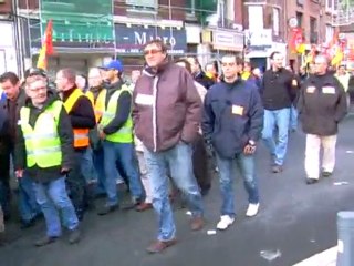 2eme MANIFESTATION DANS LES RUES DE CHAUNY LE 13-11-2009