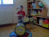 Titi Front Cat vs Mathys drums - OUTSIDE - My Superstar