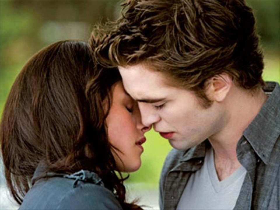 New Moon 2009 Full Movie Free Part 2 of 2