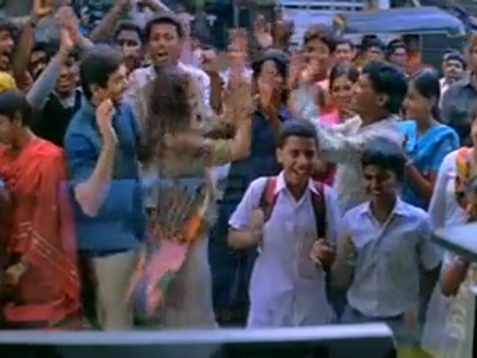 Genelia's Santhosh Subramaniam - Adada Adada Adada