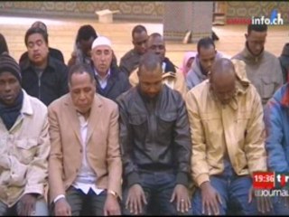 The reactions inside the Muslim community and in front of th