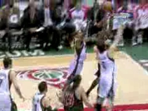 NBA Luol Deng getting blocks By Andrew Bogut dunk attempt a