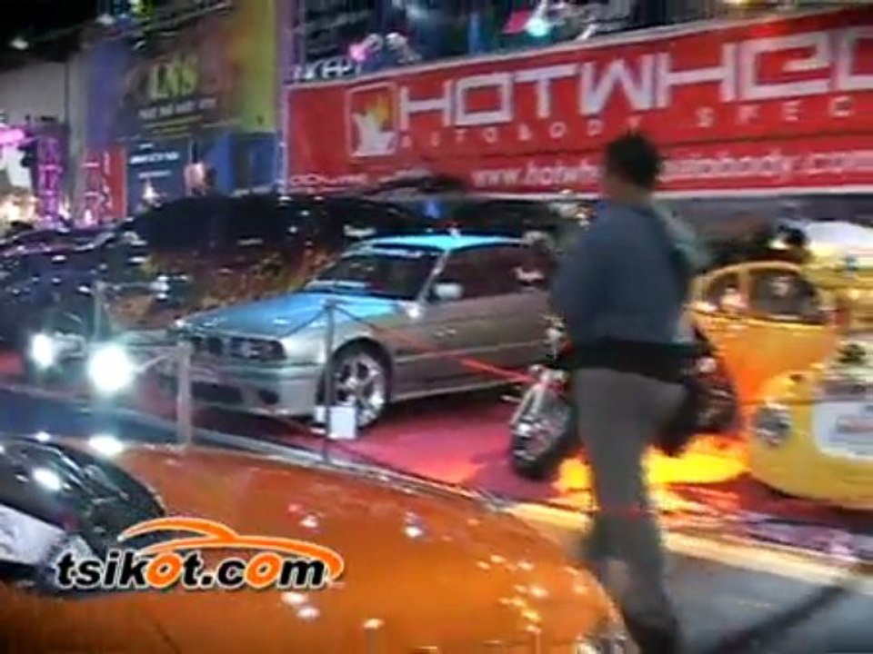 MANILA AUTO SALON 2009 with Tsikot Girl Megan *Full ...