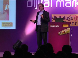 Yakınsama Çağında Sosyal Medya - Oliver Gertz