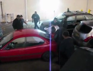 Jay Z`s Bouncers Beat Guy