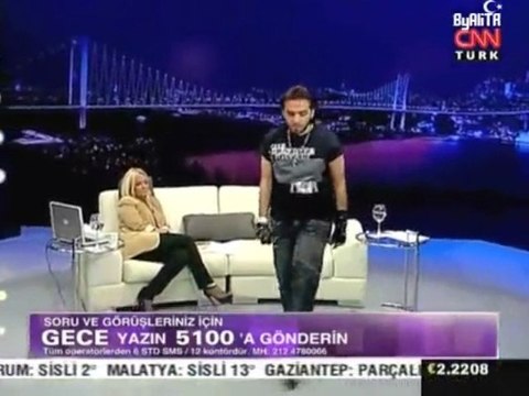 Ismail YK - Ayrılmam [Saba Tümer le Bu Gece]