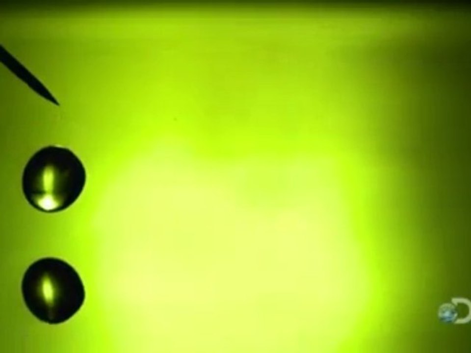 Un goutte d'eau à 2 000 images par secondes !
