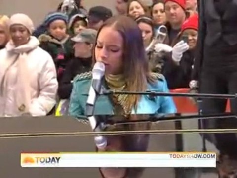 Empire State of Mind Alicia Keys Live 24 November 2009.