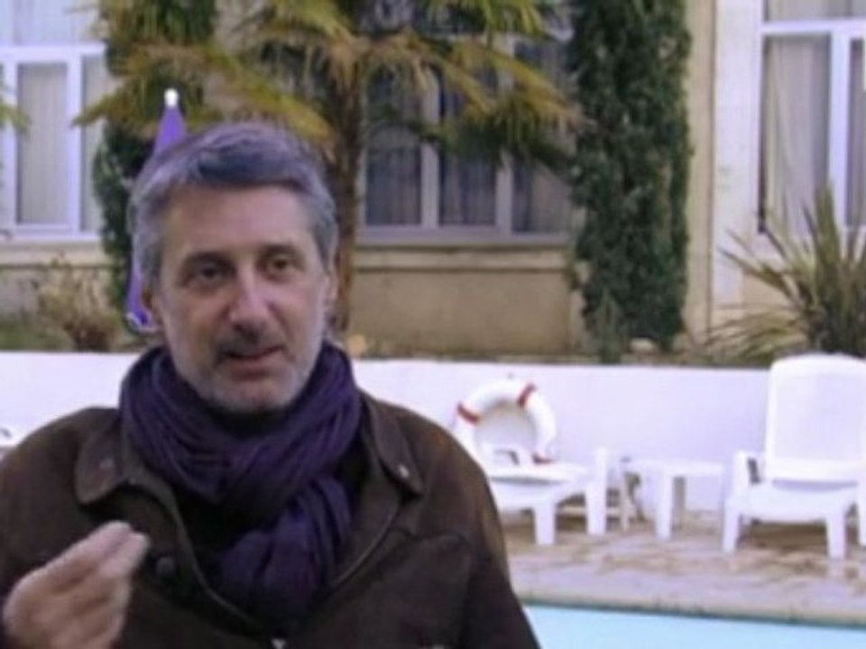 Antoine de Caunes parle de La folle histoire d'amour de Sim