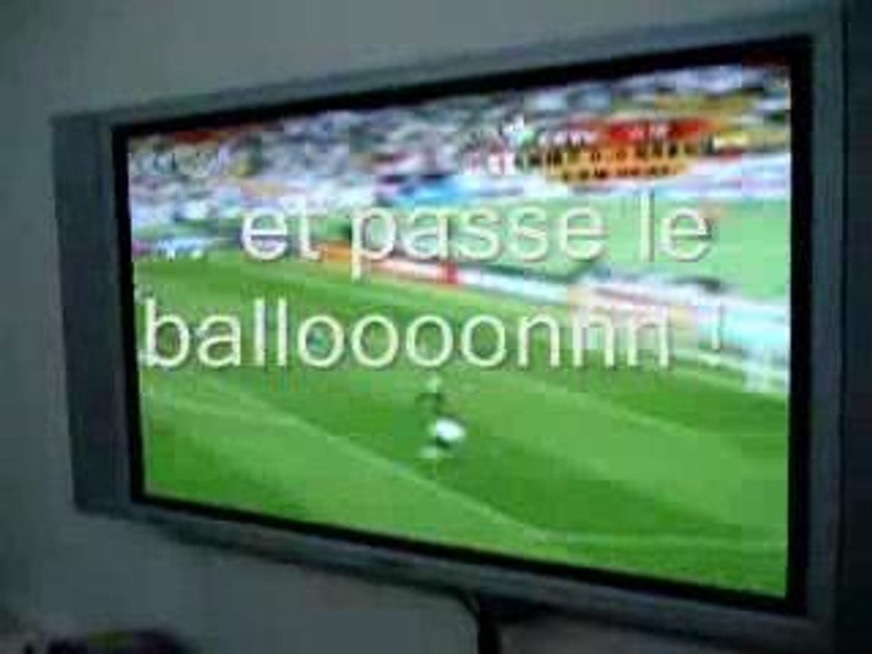 Chinese commentator takes the mic