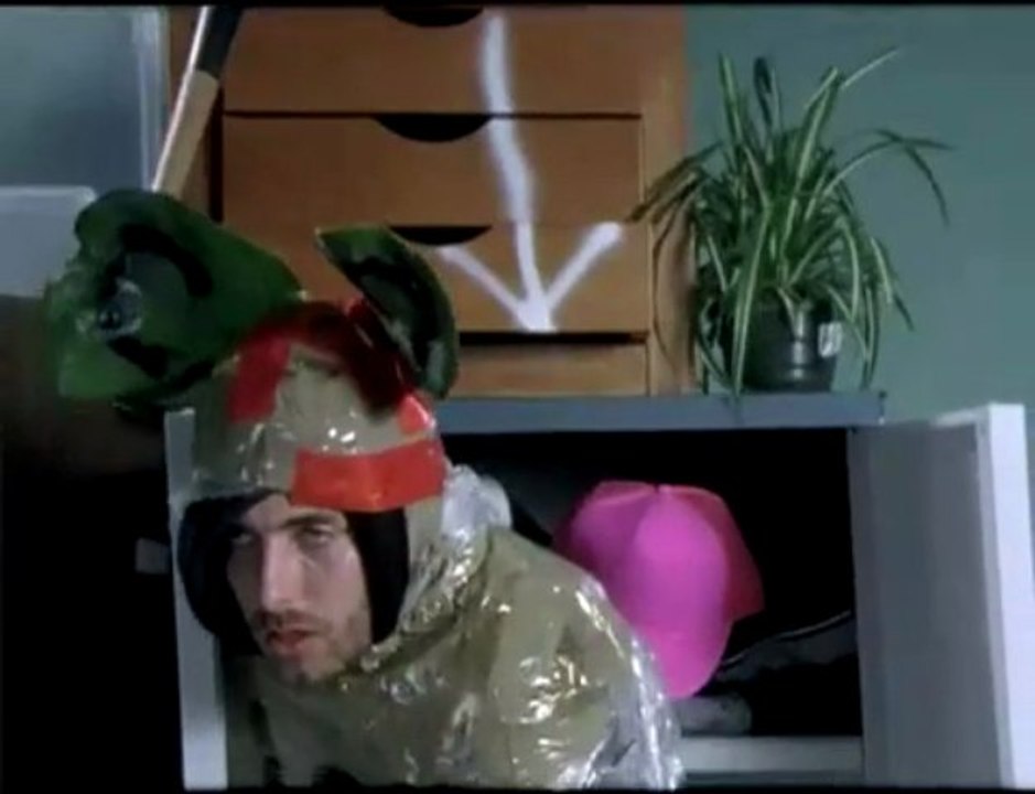 Justice - Never Be Alone