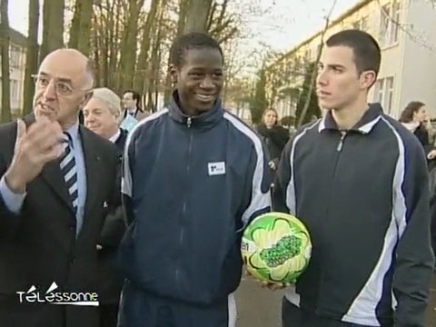 Laurent Wauquiez à l'EPIDE (Essonne)