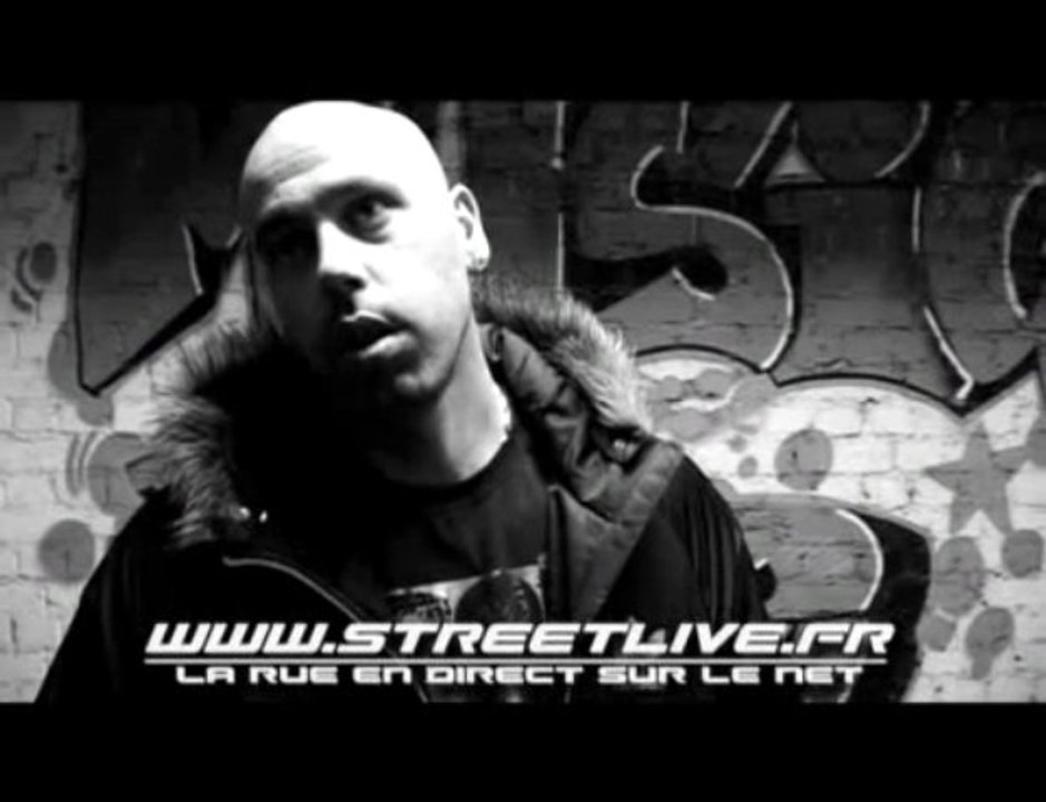 Sinik interview/freestyle "Ballon d'or" by streetlive