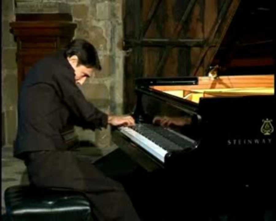 Richard Goussies - IMPLICATION - Noir et Blanc (extrait)