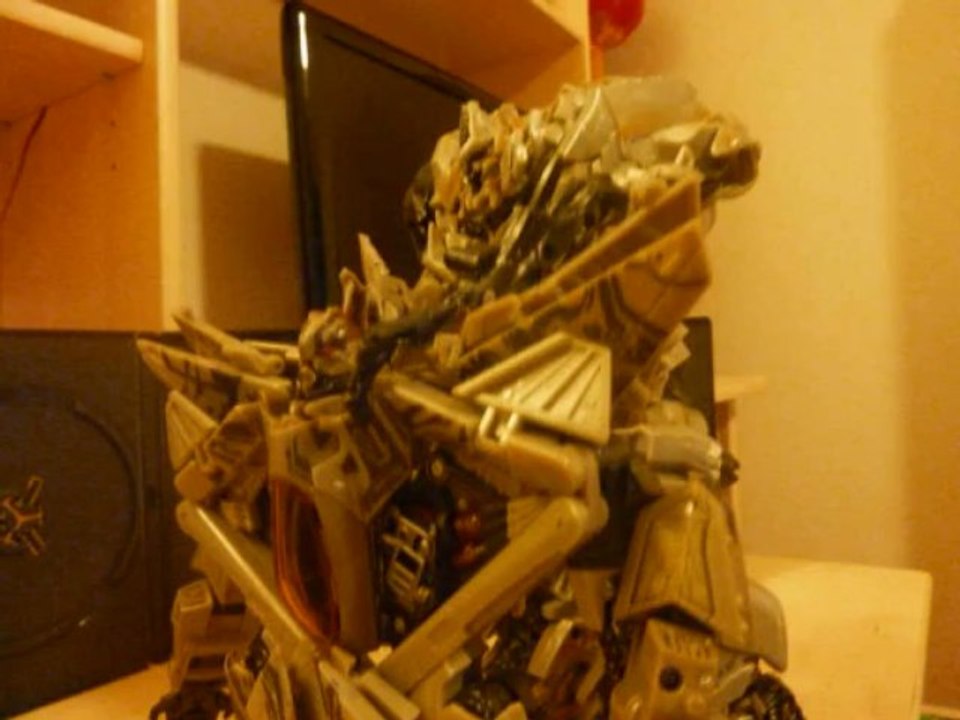 transformers stop motion starsceam vs megatron