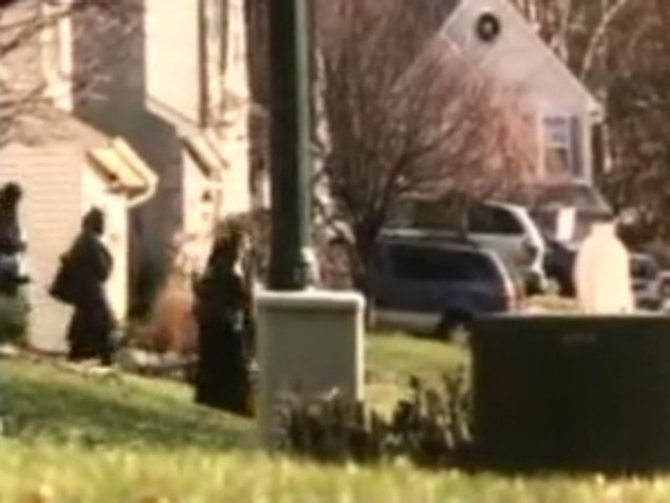 Desirulez.net - Kurbaan |2009| PDVD Rip - Part 7