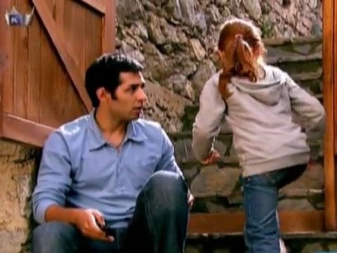 Olgun Simsek -Uflediler Sondum ( Yeni Klip 2009 )