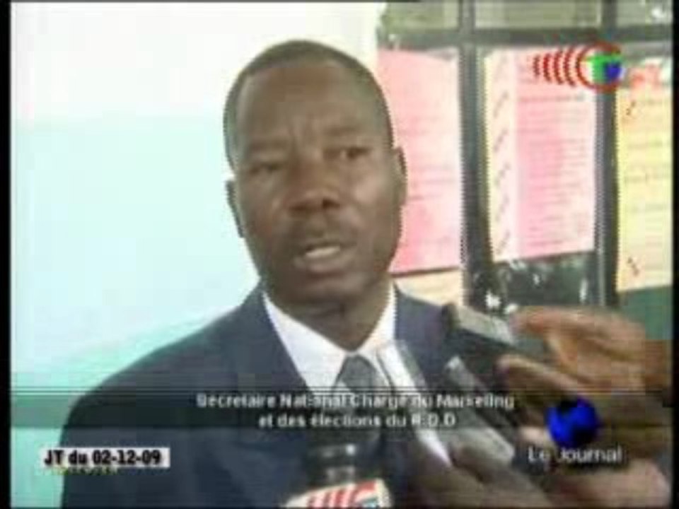 Les membres du RDD font un don de sang