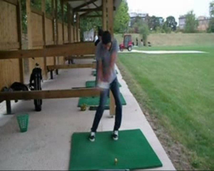 Extreme golfer
