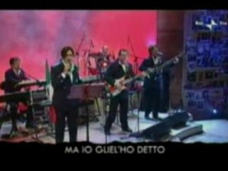 Elio interpreta Fini dalla Dandini