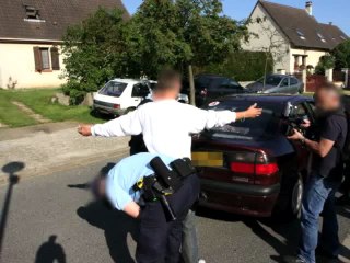 M6 gendarmes de Méru sur Enquête exclusive