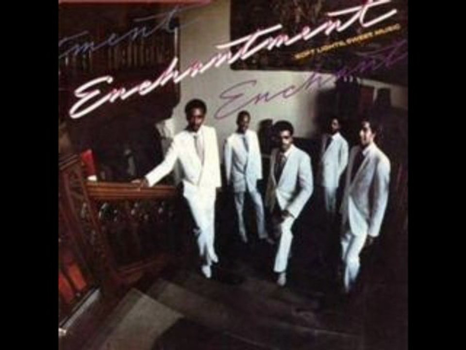 ENCHANTMENT SOFT LIGHTS SWEET MUSIC