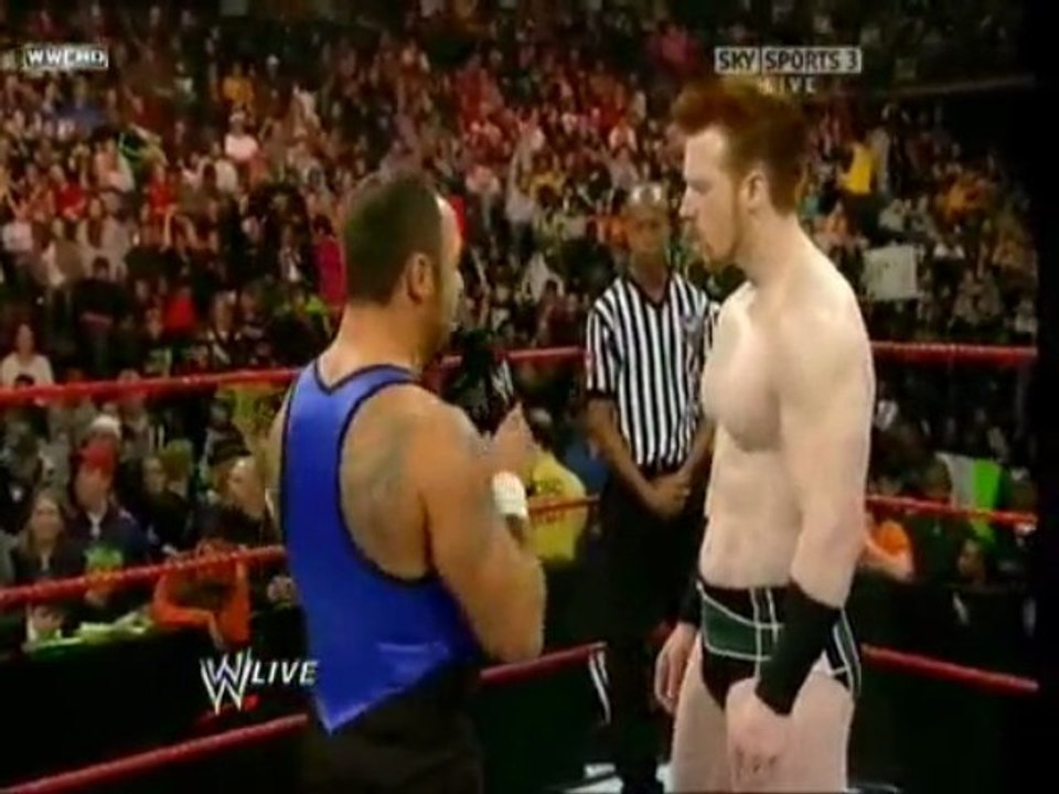 Sheamus vs Santiono Marella