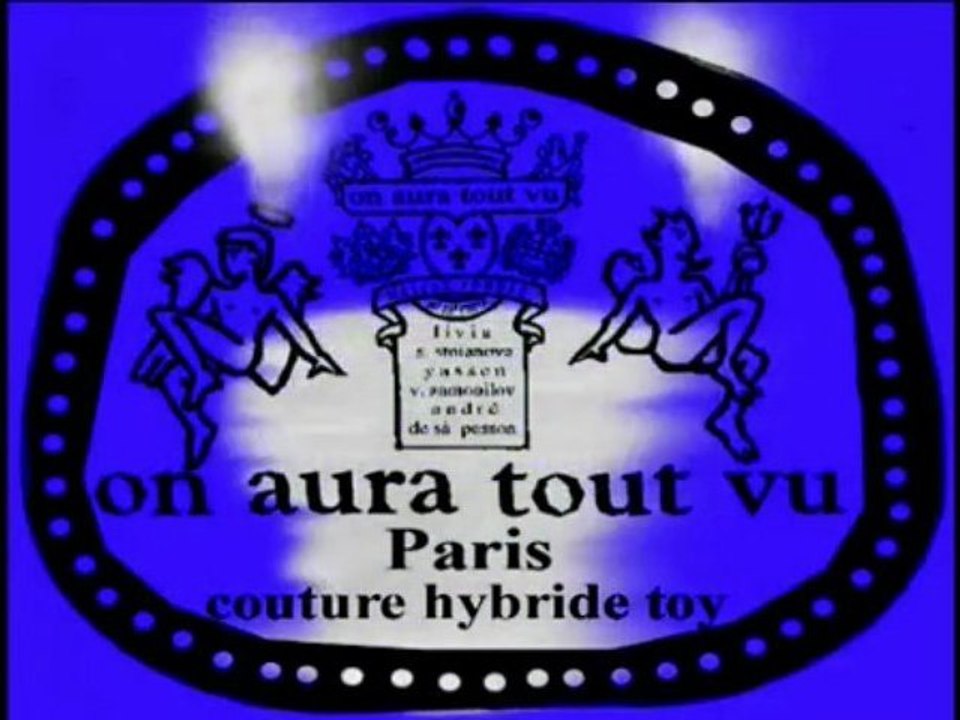 Exposition On Aura Tout Vu chez Joyce Paris - Hybrid Toys