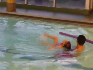 Elle Swimming Lesson (7) Nov. 2009