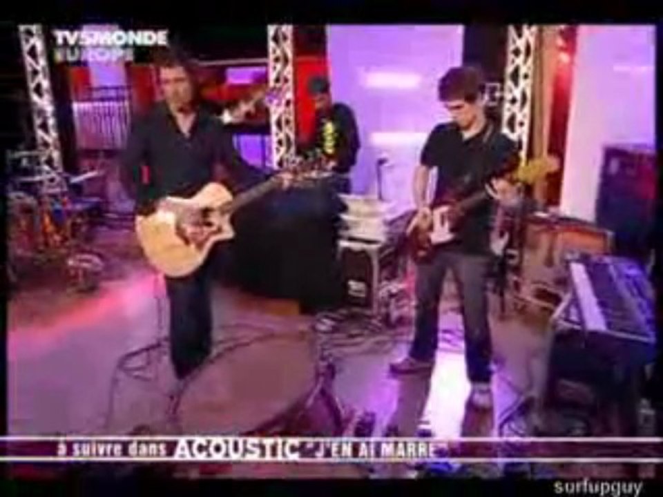 Alizée "Acoustic" TV5 (Par les Paupieres)