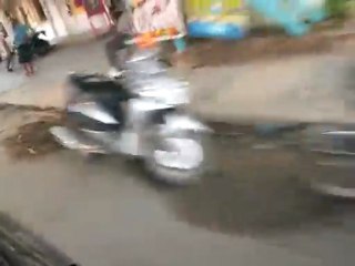 course avec un chien dans les favelas qui gagne?