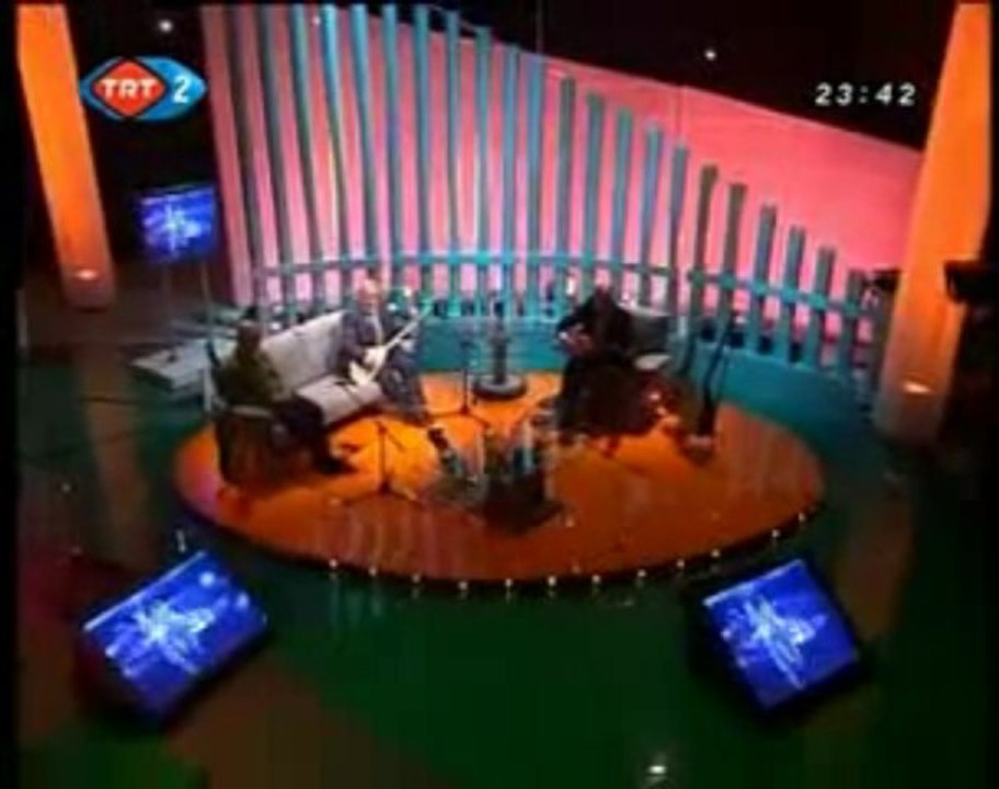 Musa Eroğlu '' Pinar Başından Bulanır ''