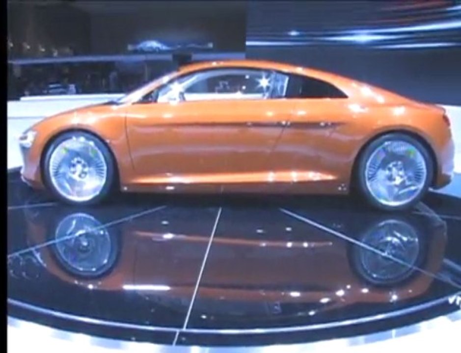 Doug Brauner Day 2 at the 09  LA Auto Show