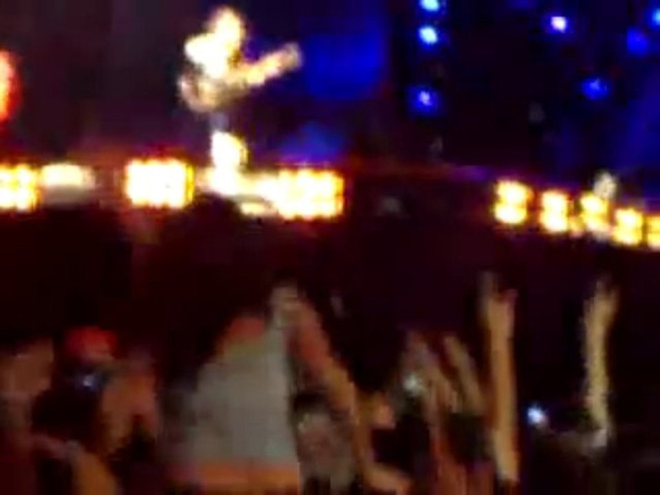 AC DC