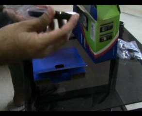 Unpacking Nokia 2700 Classic without removing hologram