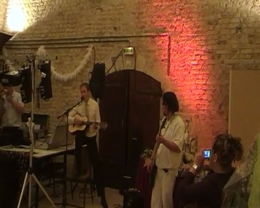 "Nous deux" à la guitare