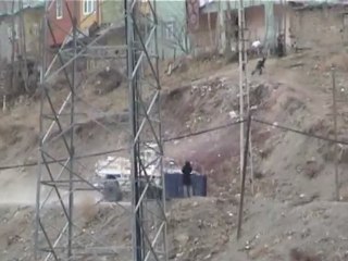 HAKKARİ YİNE KARIŞTI