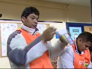 Miles de bolivianos residentes en España votan