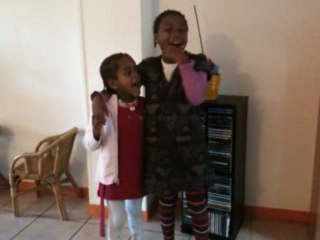 Christella & Fabienne chantent les 'Enfoirés/La chanson des