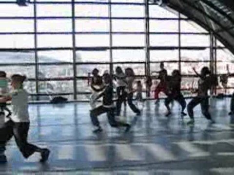 Chorégraphie de groupe - Kaleidoscope