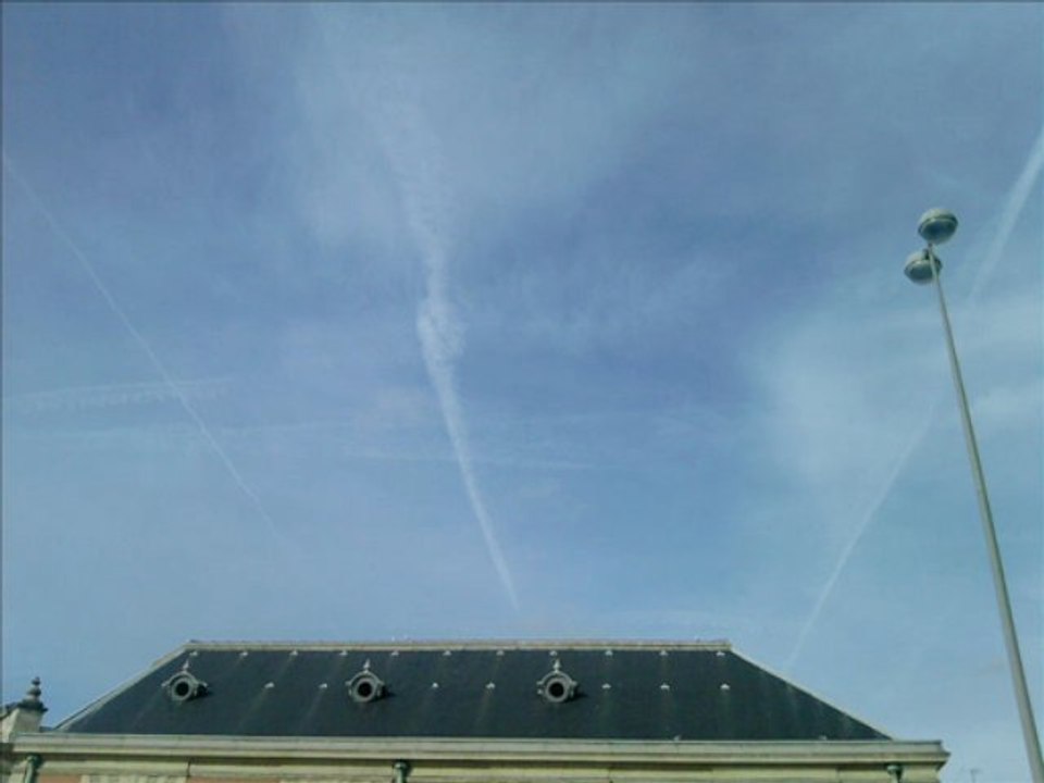 pL - chemtrails 06.12.2009 @Nice