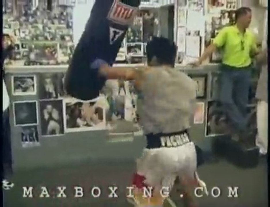 Manny Pacquiao vs. heavy bag