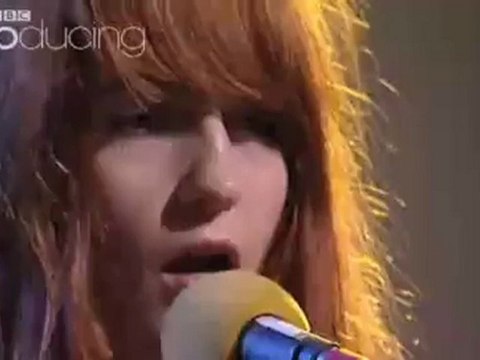 Florence & The Machine - My Boy Builds Coffins (Live @ BBC)