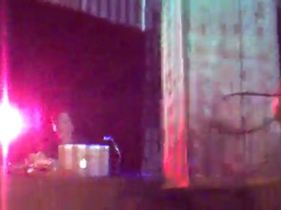 BAD GIRLS (ixindamix Vs MC Sim simma)@L'akwaba 05/12/2009