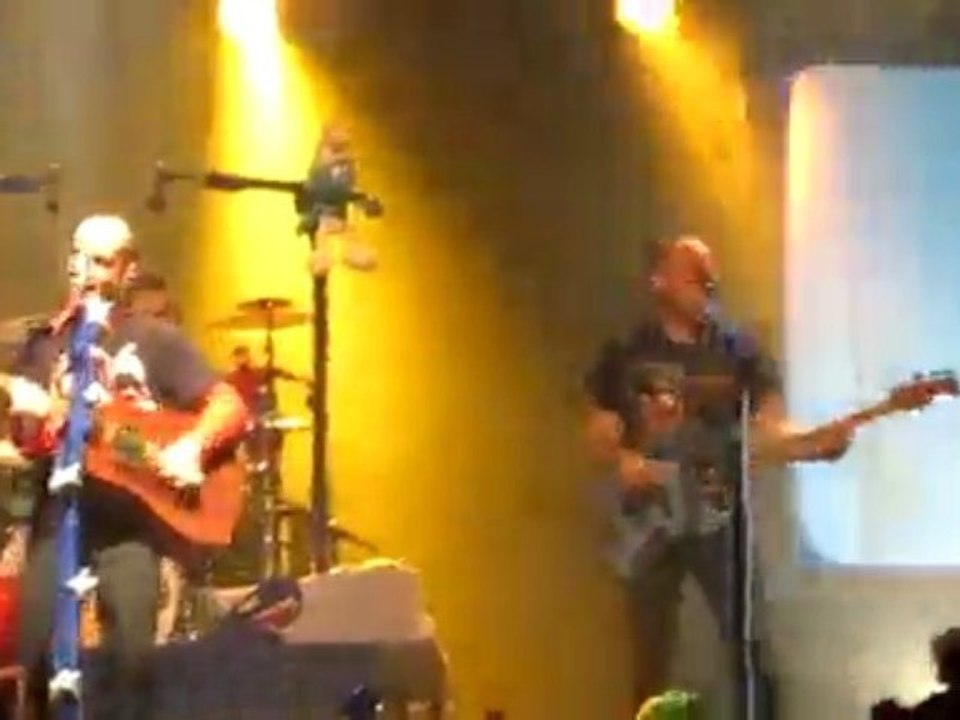 8 - On ne peut rien faire quand on est petit : Aldebert