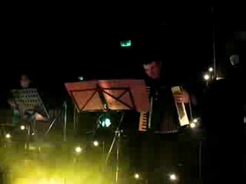 Nuit Magique groupe variete - musette Extrait de musette