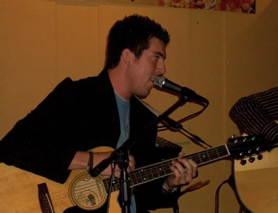 Run this town/Heartless Monster Mash Acoustic