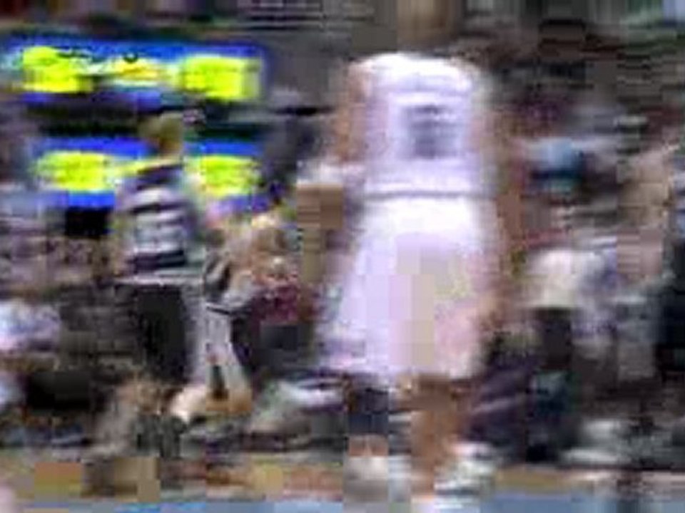 NBA Deron Williams drives to the hoop for a big jam on Tony