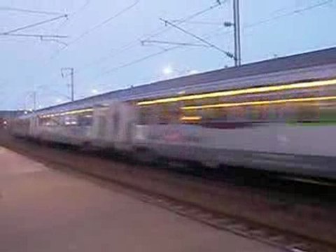 Passage BB26000 sybic à Serquigny à 140 km/h