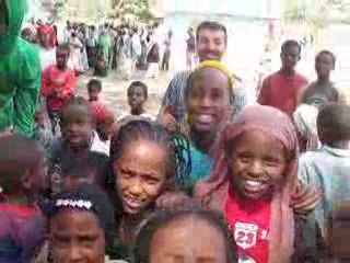 Etiyopyalı Çocuklar Fatiha Suresi Okuyor...